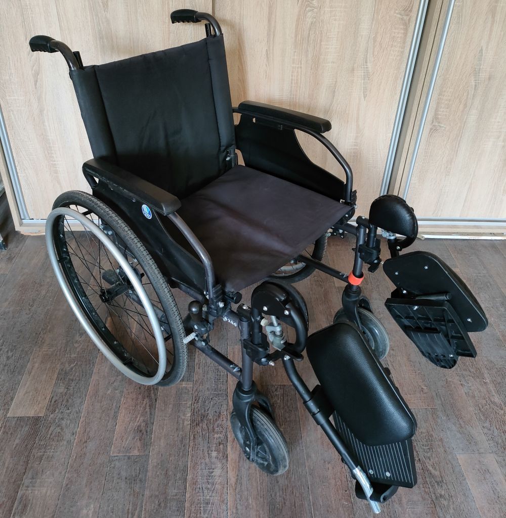 Wózek inwalidzki  03WOZ-L