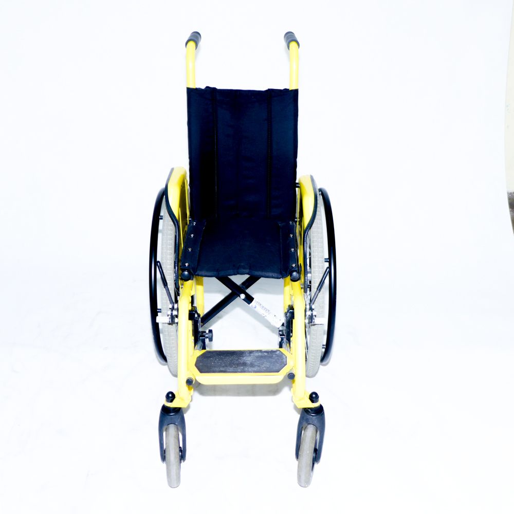 Wózek inwalidzki dziecięcy 02 żółty 11WOZ